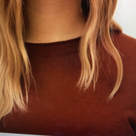 NWT Violeta by Mango Decorative Button Dark Dark Red Sweater XL - Picture 8 of 8